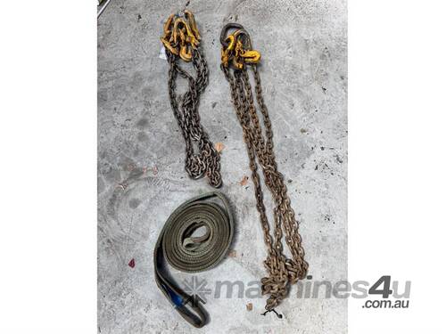caption LIFTING CHAINS ETC