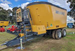 AUSMIX FT-XL30 HD VERTICAL FEED MIXER - Twin Screw (Used)