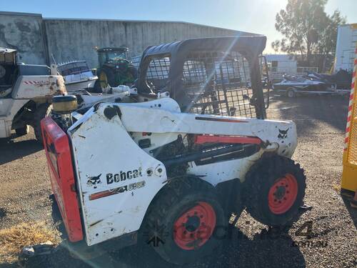 caption 2019 Bobcat S550 Wheeled Skid Steer