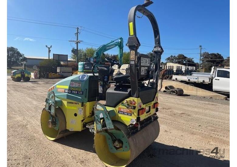 caption 2016 Ammann ARX26