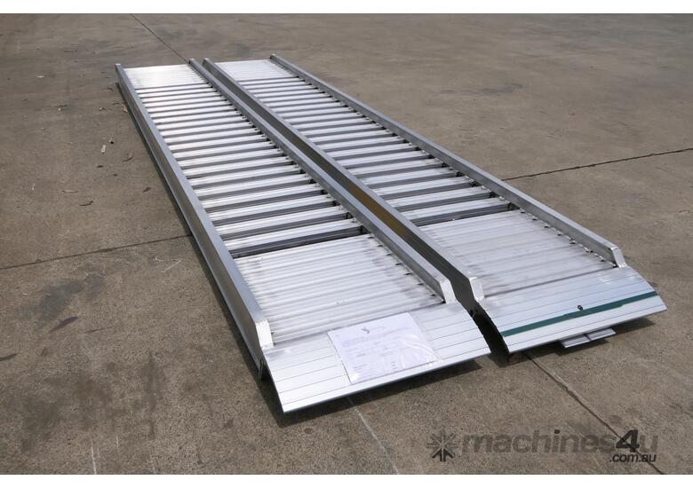 3.5m, 4000Kg, 450mm track width - Digga Ezi-Loada Aluminium Loading Ramp - WA STOCK