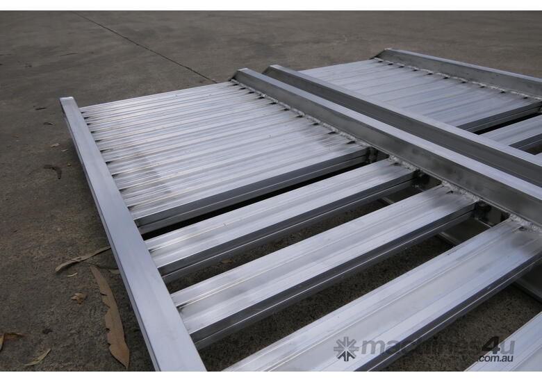 3.5m, 4000Kg, 450mm track width - Digga Ezi-Loada Aluminium Loading Ramp - WA STOCK