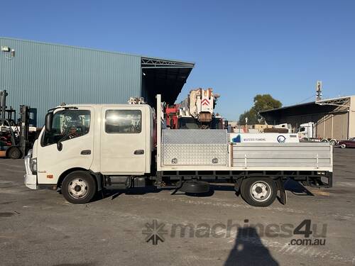 caption 2013 Hino 300 C Cab Wide 2 4x2 Tray Truck