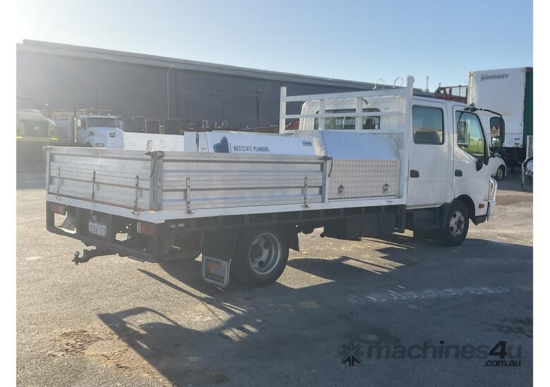 caption 2013 Hino 300 C Cab Wide 2 4x2 Tray Truck