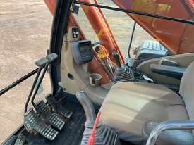 2009 Hitachi ZAXIS 350H-3 - picture2' - Click to enlarge