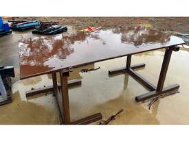 STEEL BENCH  - picture0' - Click to enlarge
