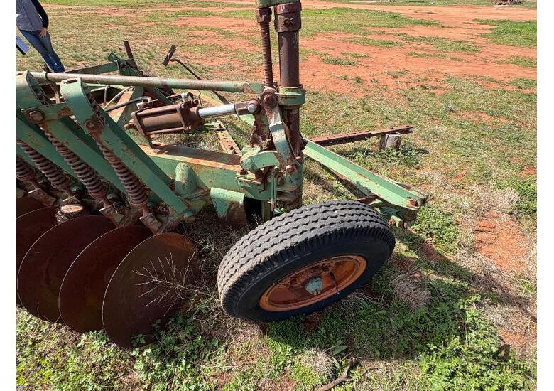 John Shearer Sovereign 1 way plough 