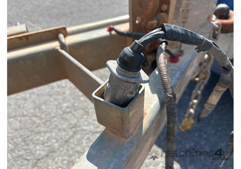 2010 Premier Trailers T20 Box Trailer (Enclosed)