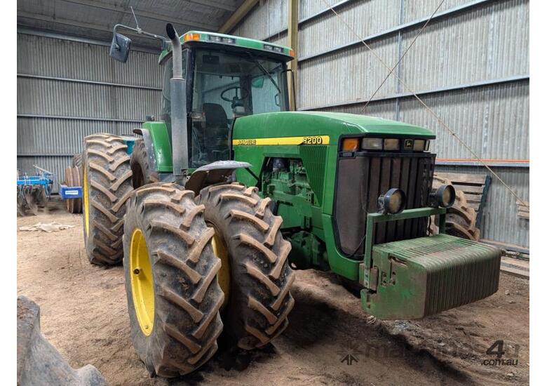 John Deere 8200 Tractor