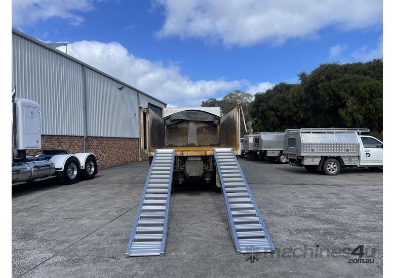 5.5m - 9Tonne  Heavy Duty Rubber Tyre,Rubber Track Machinery Loading Ramps
