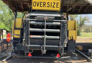 New Holland BB960A Square Baler