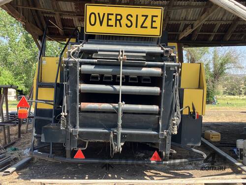 New Holland BB960A Square Baler