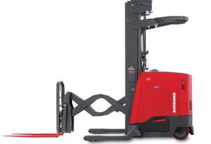 Raymond Reach Double Deep Forklift Electric 8.1M l/H 2017