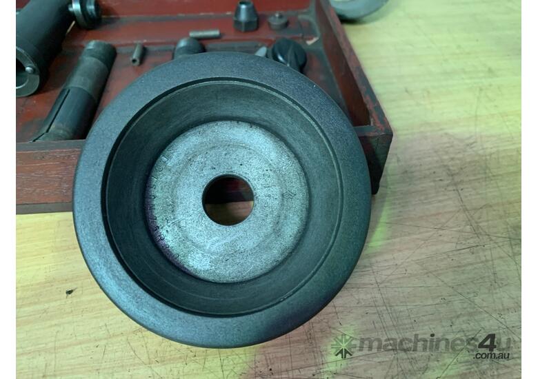 Deckel Cutter Grinder Machine: Precision Tool Machining & Grinding