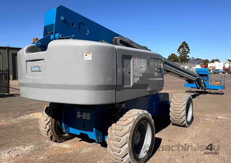 2025 Genie S85 - 85ft - Long Compliance - Onboard Generator