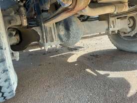 2010 International 7400 Workstar Service Truck - picture1' - Click to enlarge