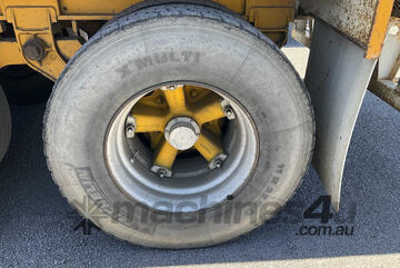 1989 Haulmark 3ST37 41ft Tri Axle Flat Top B Trailer