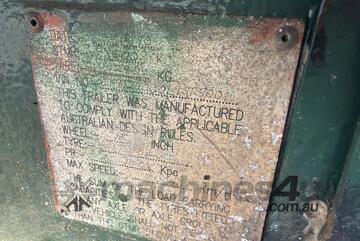 1990 Unknown Single Axle Box Trailer