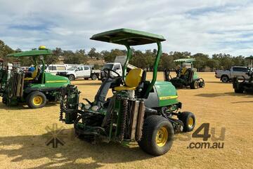 John Deere 2011   7700 Mower