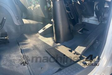 2016 Isuzu FVM 230-300 Refrigerated Pantech