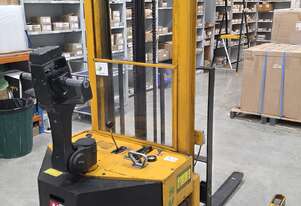 Sumi Walkie Stacker Forklift