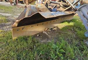 Link Level Grader Blade Attachment