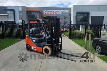 Toyota Forklift 1.8T Container Mast (Unit#:AU478)