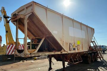 2010 Boomerang SEM 1.1 Belly Dumper Tri Axle A Trailer