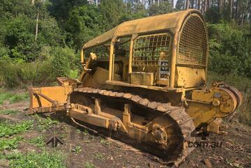 1974 CATERPILLAR D7F DOZER WITH TREEPUSHER