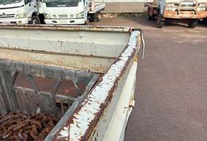 Hino 2008   300 614 Table Top