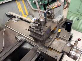 Colchester Master 2500 centre lathe - picture1' - Click to enlarge