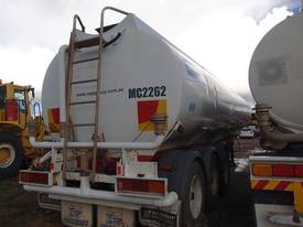 Marshall Lethlean Tri Axle Water Tanker - picture1' - Click to enlarge