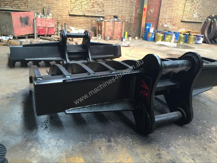 caption A.R.E 20-30ton Stick Rake