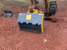 28-36T Excavator/Loader SCREENING-CRUSHING BUCKET - picture2' - Click to enlarge