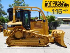 D5M.XL Dozer / CAT D5 Bulldozer with Winch - picture1' - Click to enlarge