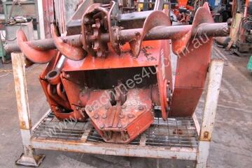 Ditch Witch H615 , centre mount