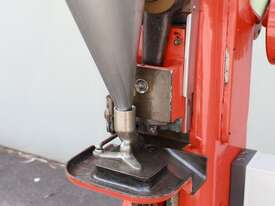 Tablet Press - picture2' - Click to enlarge