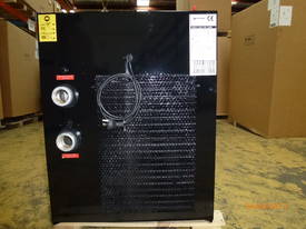 Champion CRD Refrigerated air dryer - picture2' - Click to enlarge