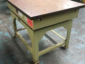 Surface Table Machine Cast Steel Bench Welding Fabrication Jigging & Machining - picture1' - Click to enlarge