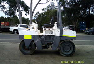 BW 121 roller multi tyred , 3550Kgs , 3696 hrs