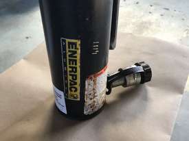 Enerpac 20 Ton Hydraulic Ram Porta Power Cylinder RAC204 - picture1' - Click to enlarge