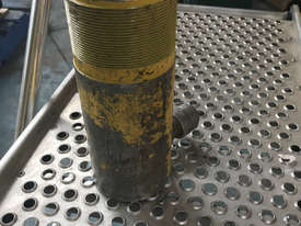 Enerpac 25 Ton Hydraulic Ram Porta Power Cylinder Model RC254 - picture2' - Click to enlarge