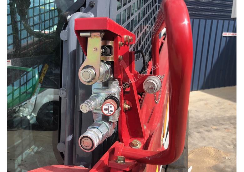 Used 2018 takeuchi TAKEUCHI TL6R LOW HOUR TRACK LOADER 194 Tracked