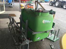 Unigreen EXPO 800 Boom Spray Sprayer - picture0' - Click to enlarge