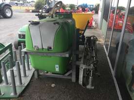 Unigreen EXPO 800 Boom Spray Sprayer - picture2' - Click to enlarge