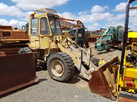 1986 Caterpillar 910 Wheel Loader *DISMANTLING*  - picture0' - Click to enlarge