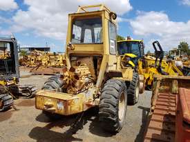 1986 Caterpillar 910 Wheel Loader *DISMANTLING*  - picture1' - Click to enlarge