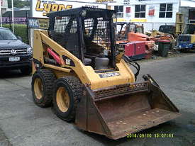 216B cat skid steer , ex council NT , 2600hrs , excellant condition - picture1' - Click to enlarge