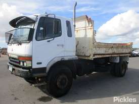 1997 Mitsubishi FM600 - picture2' - Click to enlarge