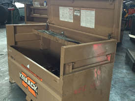 Knaack Site Tool Box Lockable Piano Box Storagemaster Tool Chest  Model 69 - picture2' - Click to enlarge